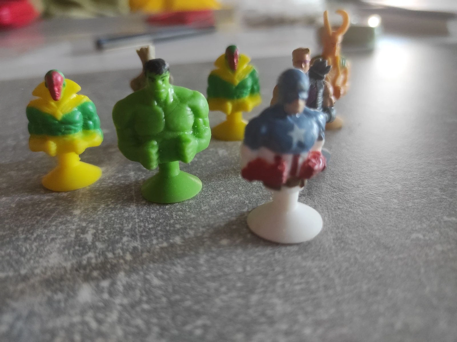 Lote 7 Stikeez Avengers Marvel 